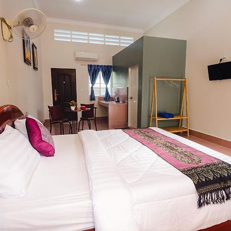 Lea'S Guesthouse And Restaurant Кампот Екстериор снимка